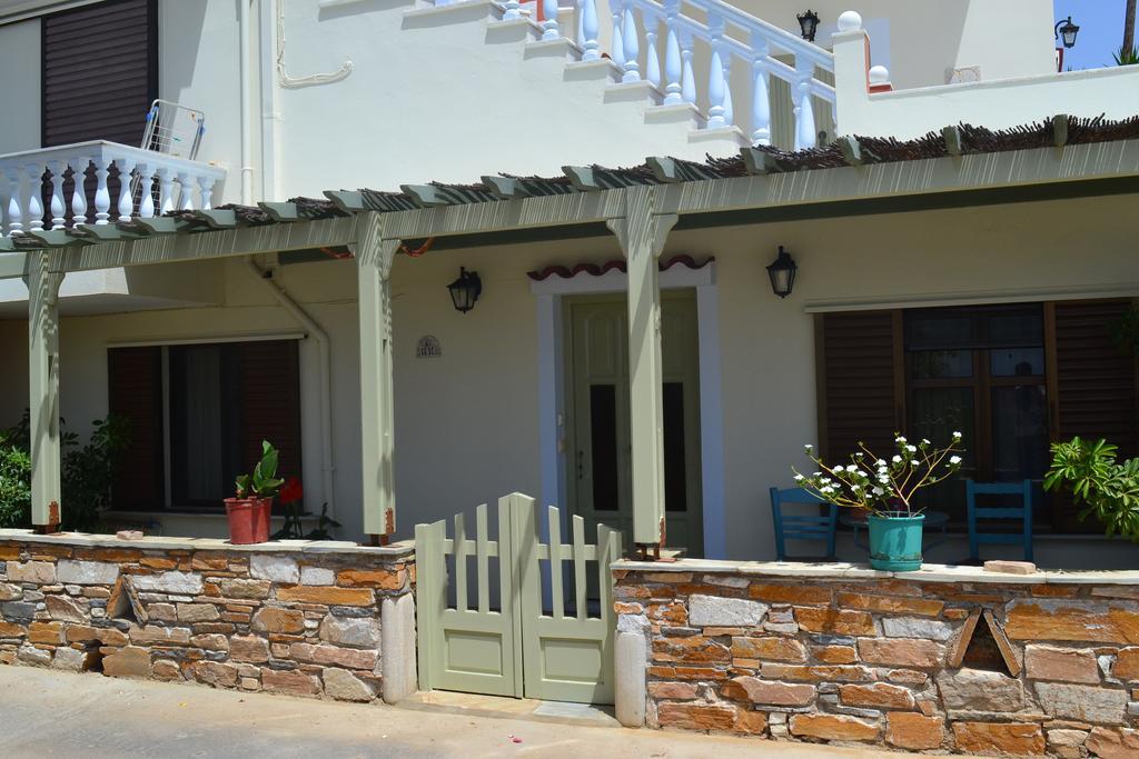 Stelios Zalonis Apartments Tínos Dış mekan fotoğraf